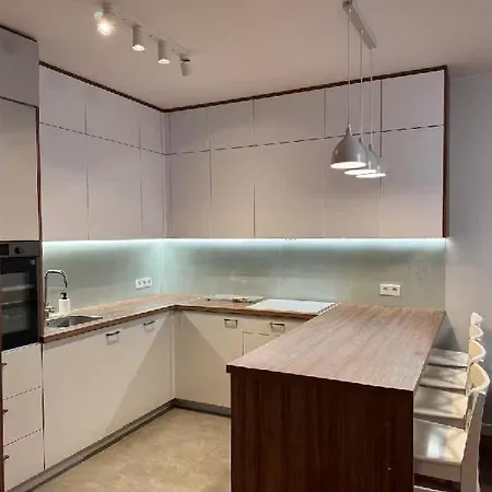 شقة Before Making A Request, Please Read The Host Profile At The Bottom Of Page # Spacious 3-room Flat In Quiet Area